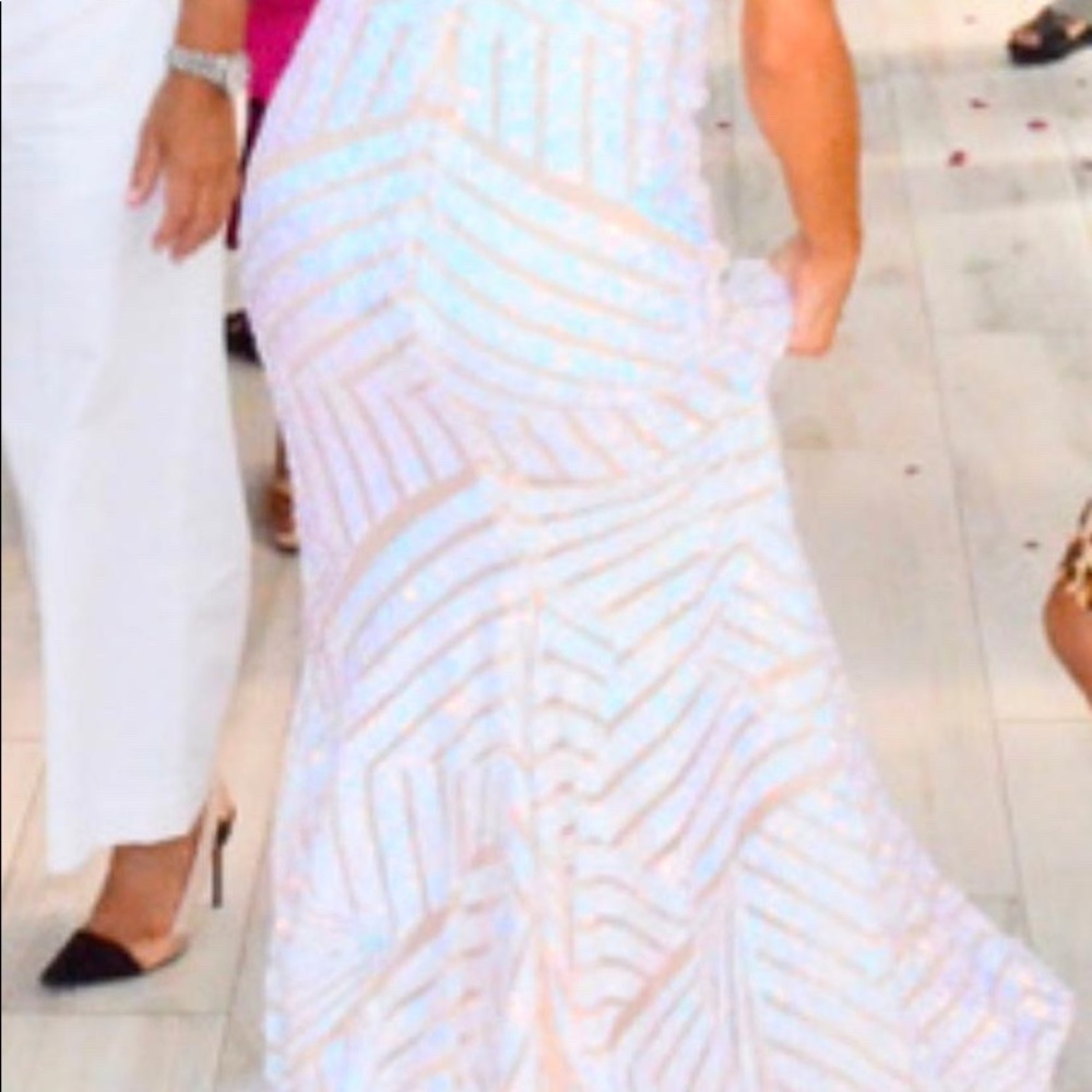 Jovani 2022, Iridescent Sequins Throughout The Dr… - image 3